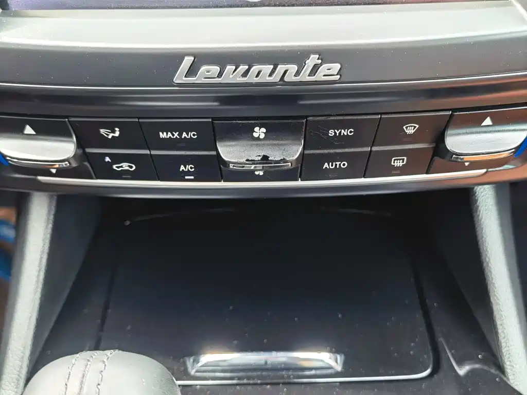 Maserati Levante 2016 2016 3.0T Standard