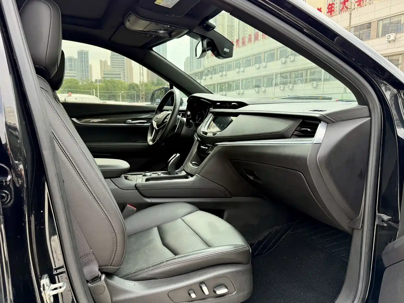 Cadillac XT5 2022 2.0T 2WD Trend Edition фото 14