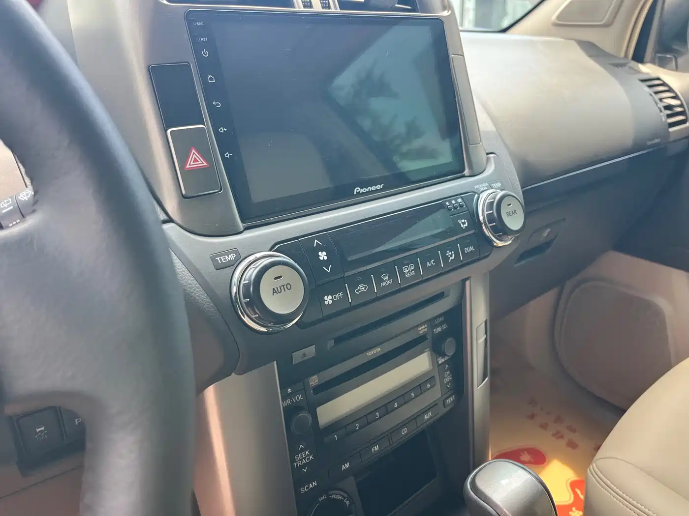 Toyota Prado (Import) 2010 2.7L Automatic Standard фото 10