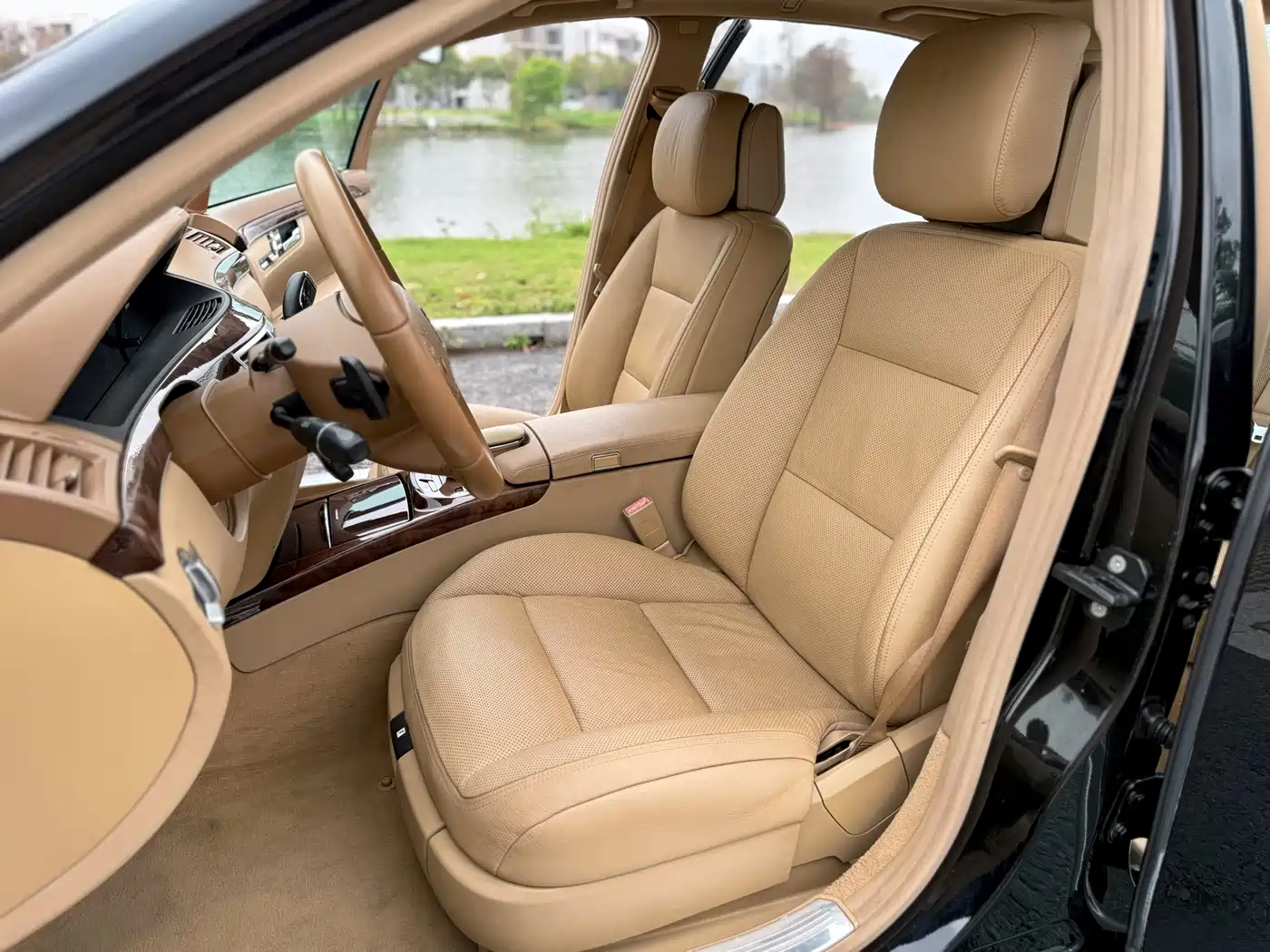 Mercedes-Benz S-Class 2010 S 350 L Luxury фото 6