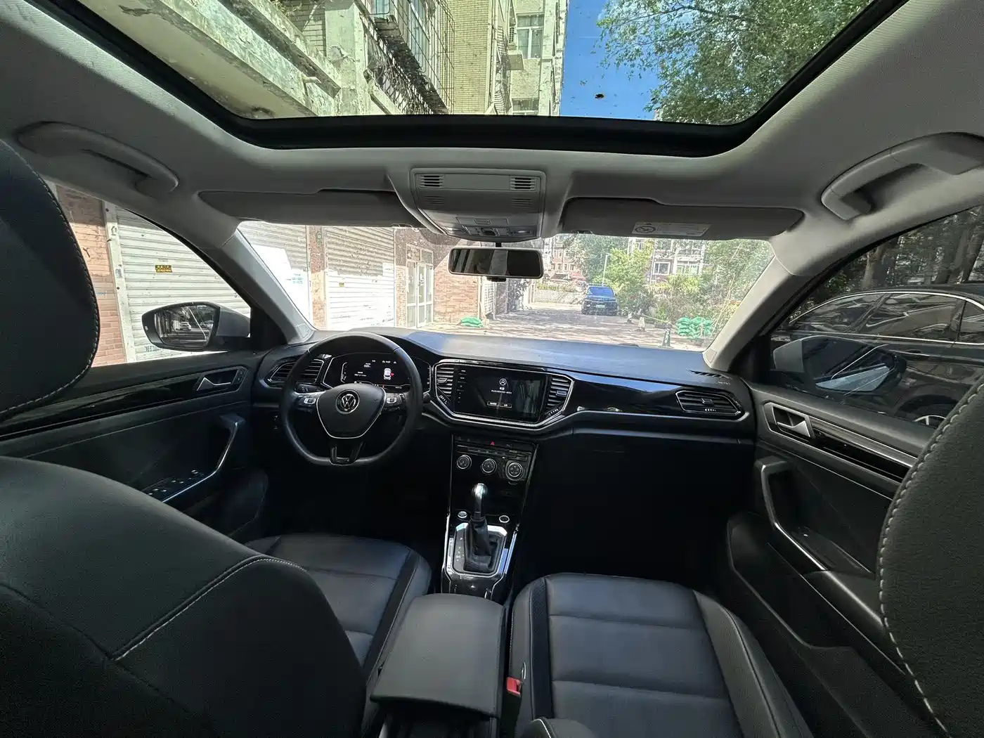 Volkswagen T-ROC 2022 280TSI DSG 2WD Comfort PLUS фото 10