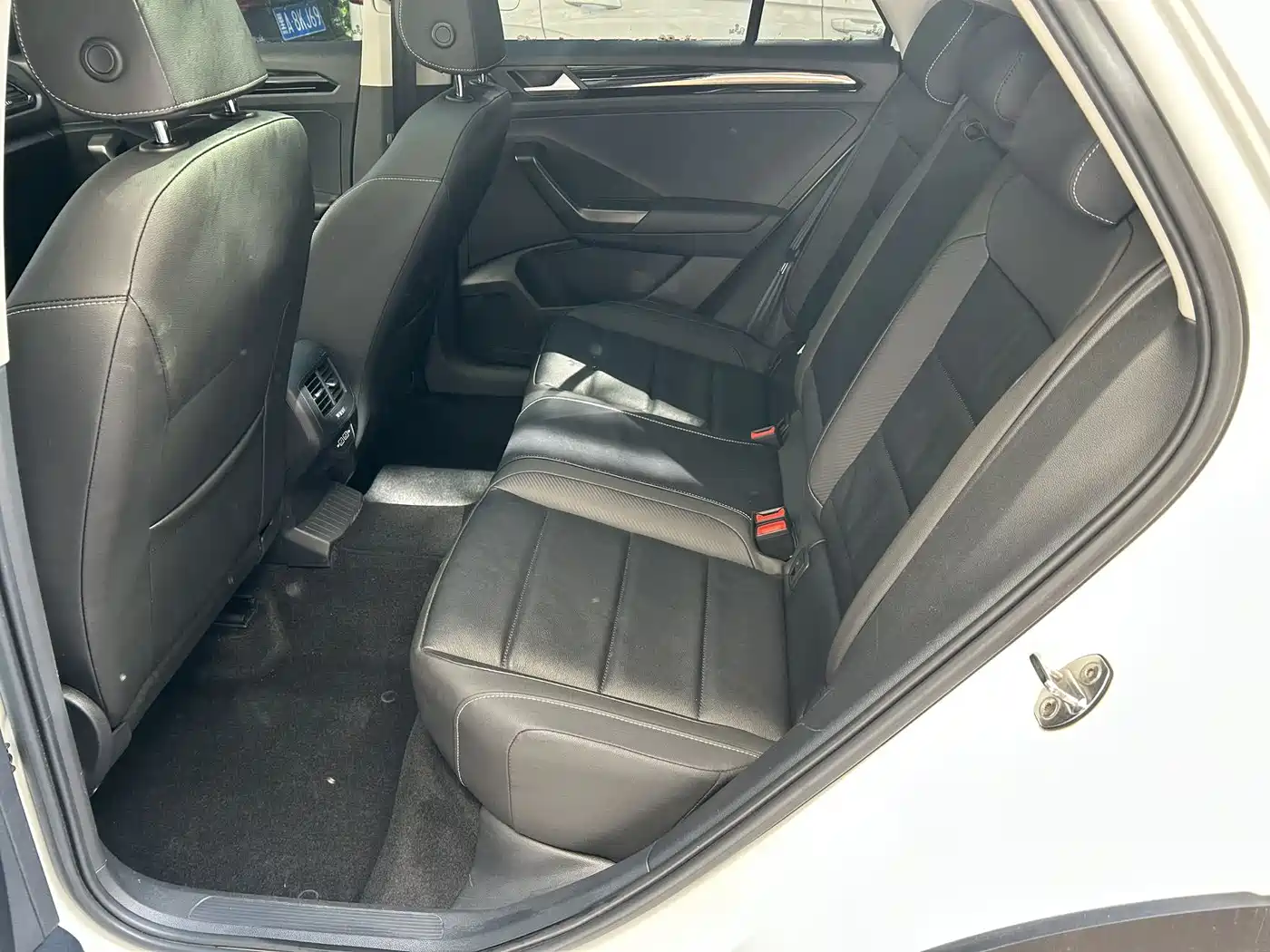Volkswagen T-ROC 2022 280TSI DSG 2WD Comfort PLUS фото 15