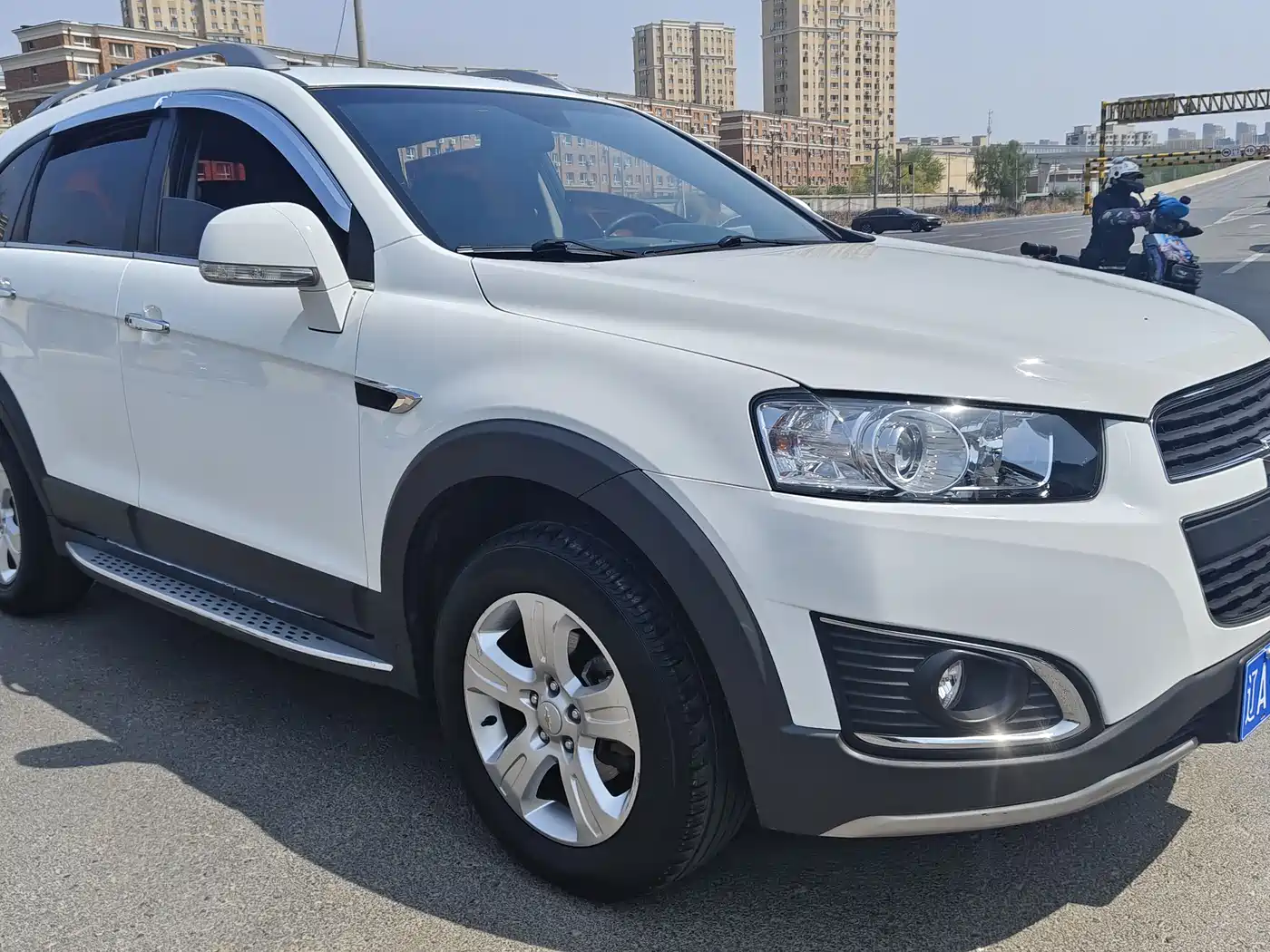 Chevrolet Captiva 2017 2.4L 2WD Luxury Edition 7-Seater фото 3