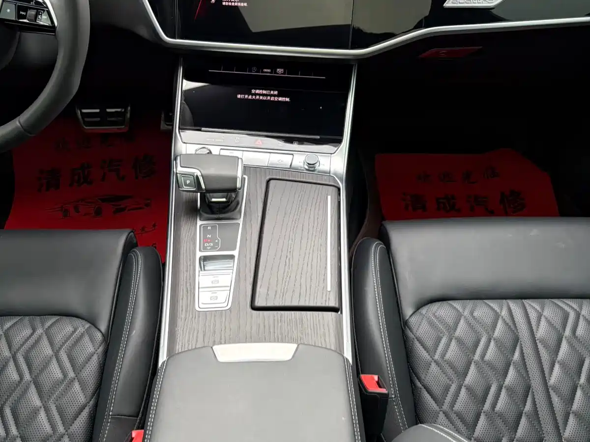 Audi A6L 2025 45 TFSI quattro Premium Sport фото 17