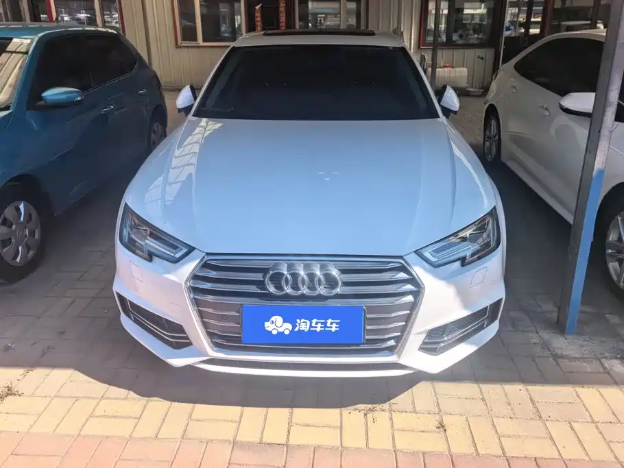 Фото 2 - Audi A4L