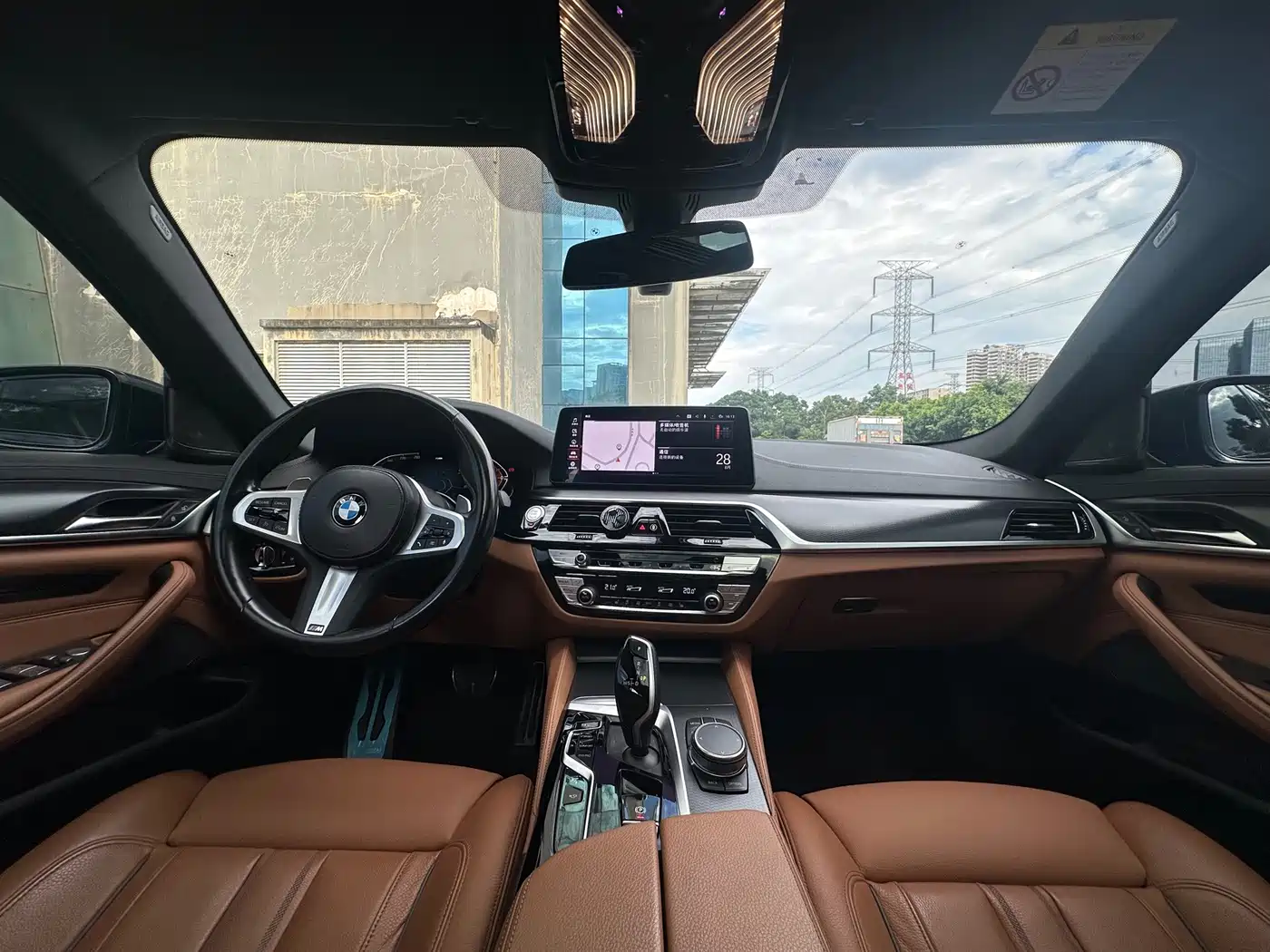 Photo 8 - BMW 5 Series (Import)
