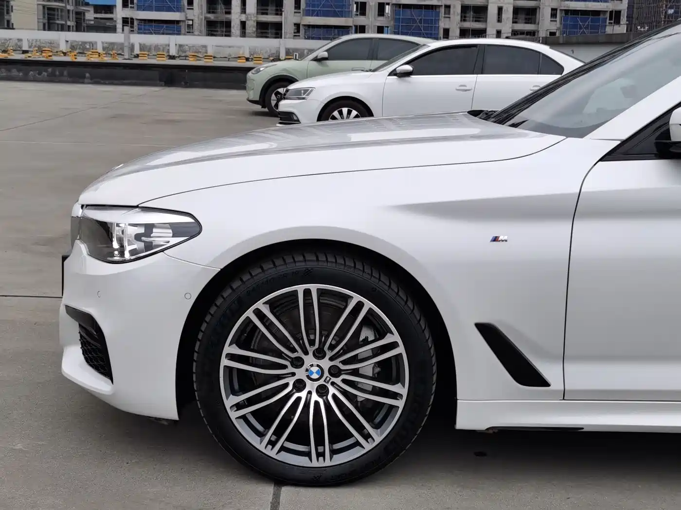 BMW 5 Series 2018 530Li Leading M Sport Package фото 3