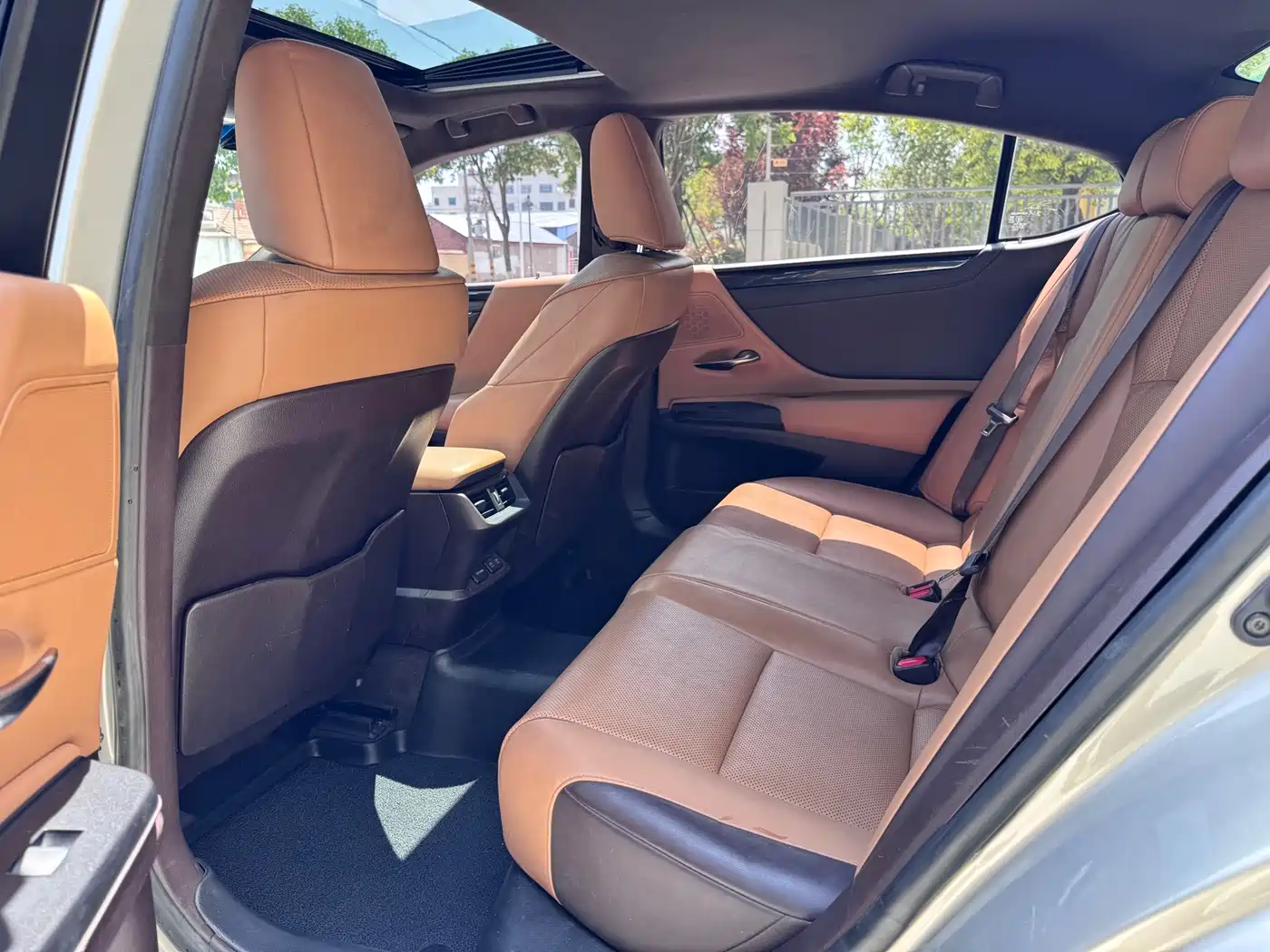 Lexus ES 2018 200 Excellence Edition China V фото 8