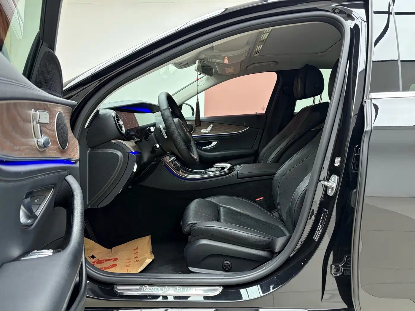 Mercedes-Benz E-Class 2016 E 200 L фото 5