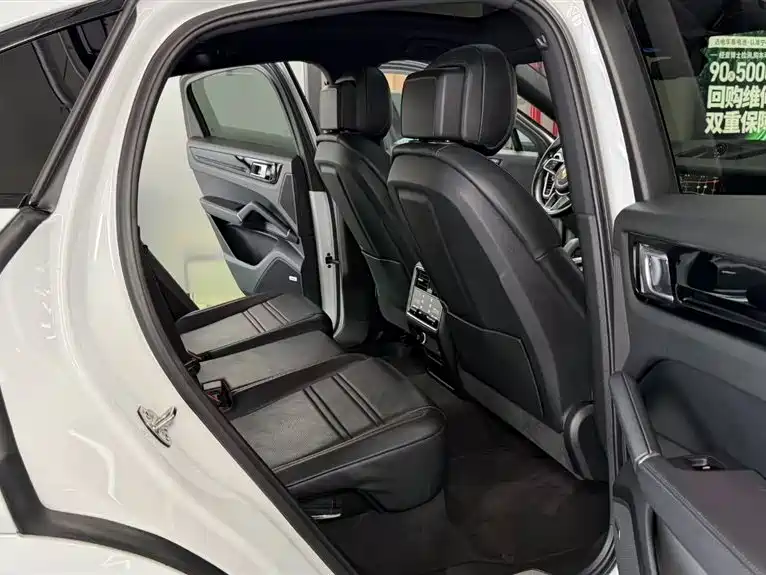 Porsche Cayenne 2019 Cayenne Coupé 3.0T фото 7