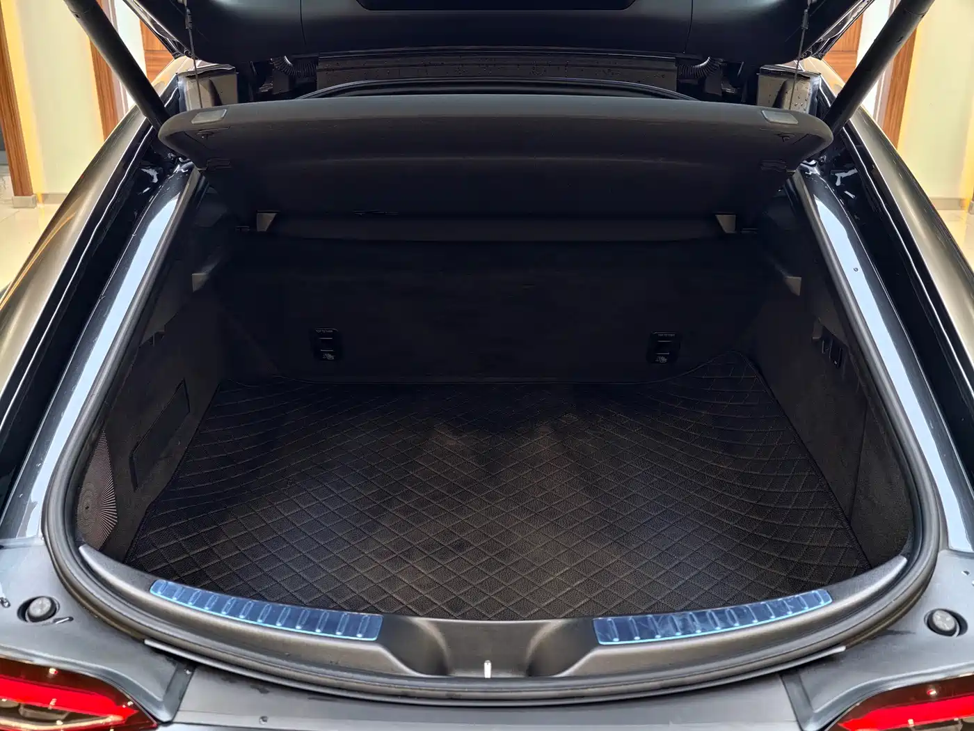 Mercedes-Benz AMG GT 2020 AMG GT 50 4-Door Coupe фото 17