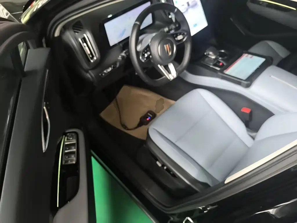 Hongqi HS3 PHEV 2026 2025 125km Jingwei PLUS 2 Million Commemorative Edition