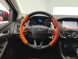 Фото 15 - Ford Focus