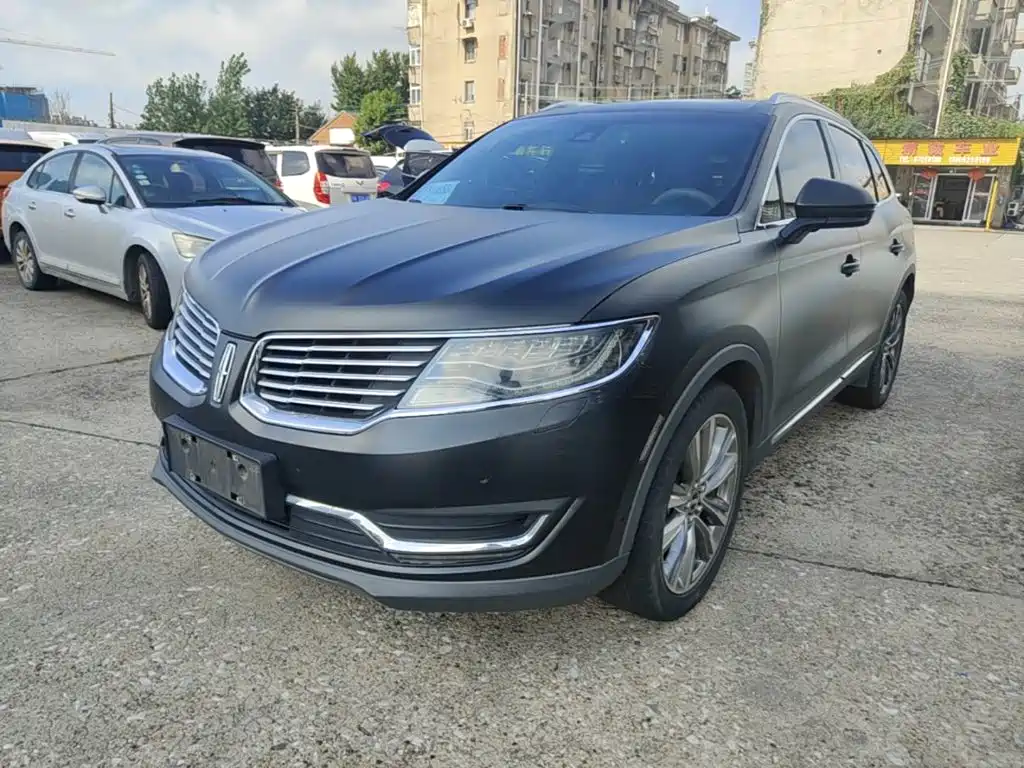 Photo 1 - Lincoln MKX