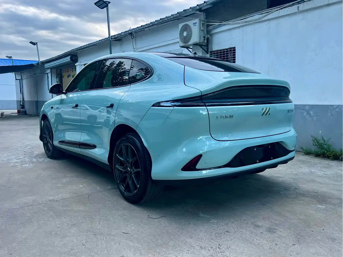 IM Motors IM LS6 2023 2023 Max Standard Edition