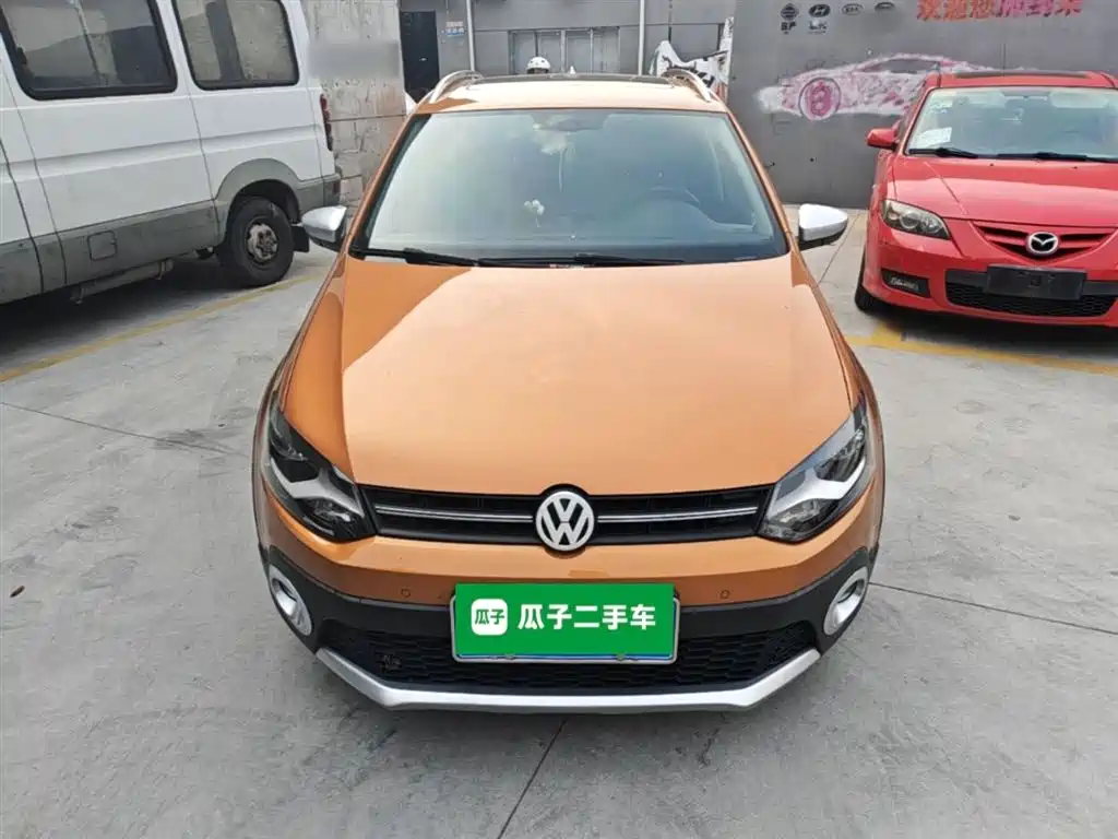 Volkswagen Polo 2018 1.5L Cross Polo Auto фото 3