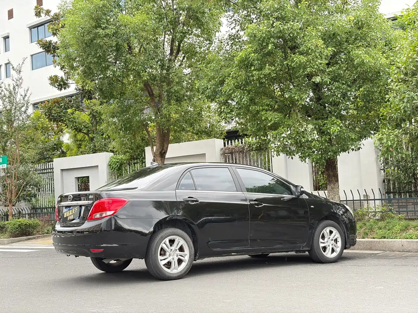 BYD Surui 2015 2015 1.5L Automatic Flagship Model