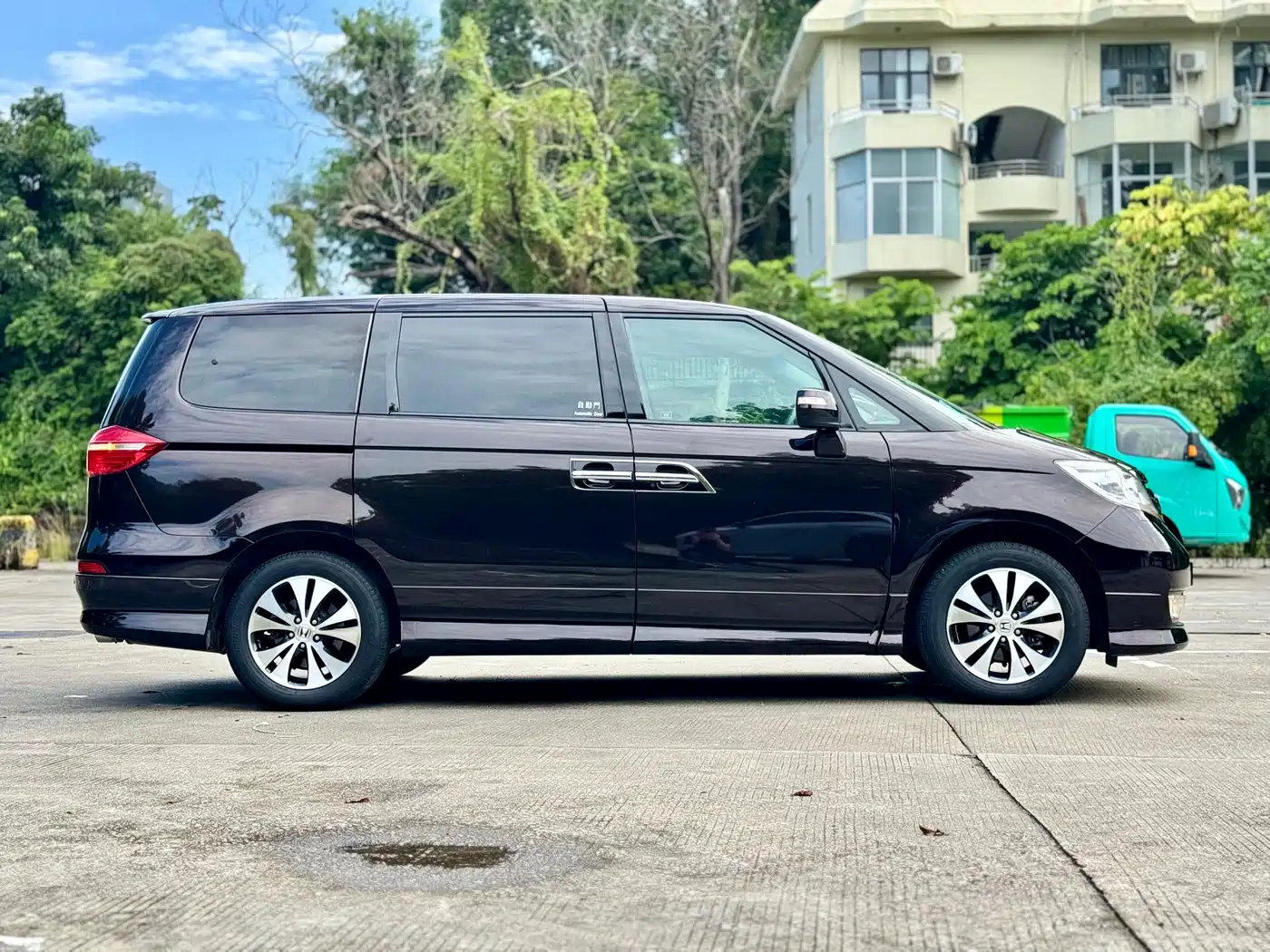 Honda Elysion 2014 2012 2.4L VTi-S Premium Edition