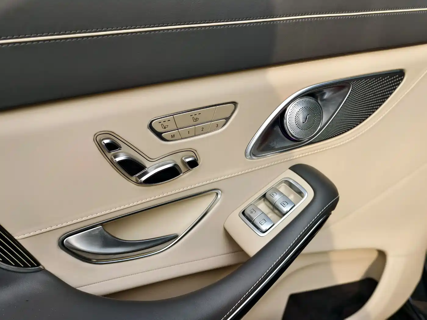 Mercedes-Benz Maybach S-Class 2018 Model S 680 фото 30