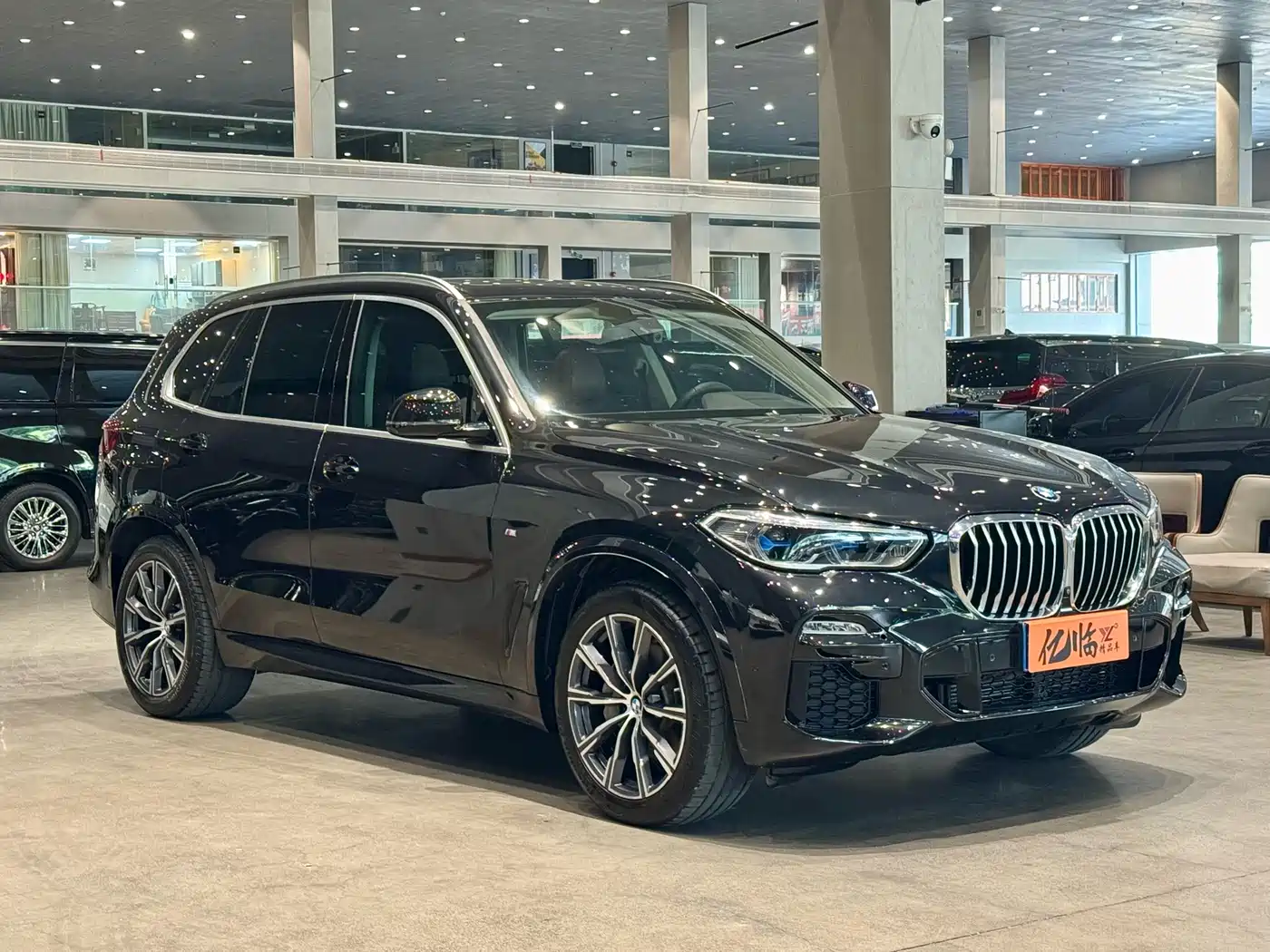 BMW X5 (Import) 2021 xDrive40i M Sport Package фото 3