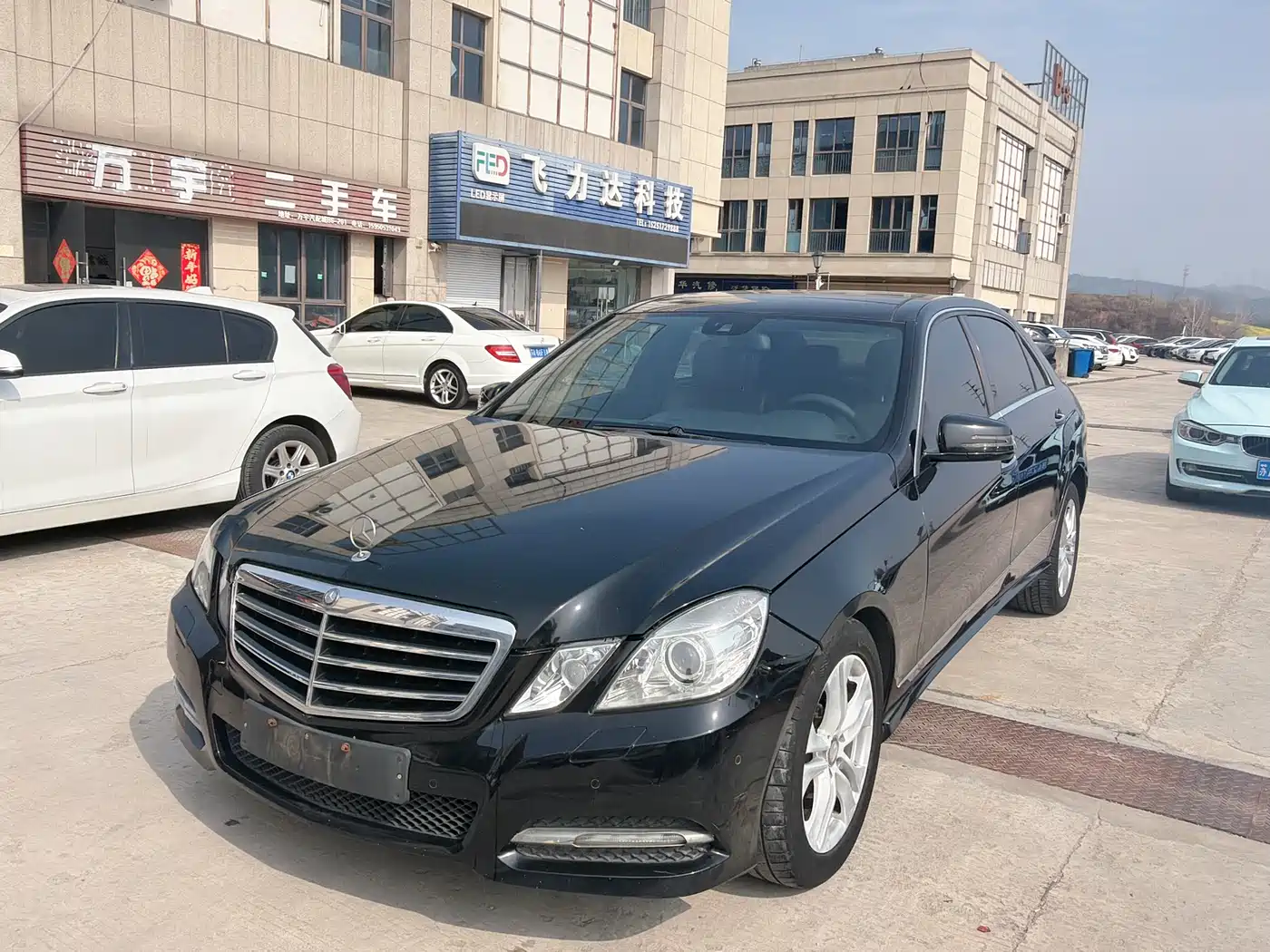 Mercedes-Benz E-Class 2012 E 300 L Fashion Luxury фото 2