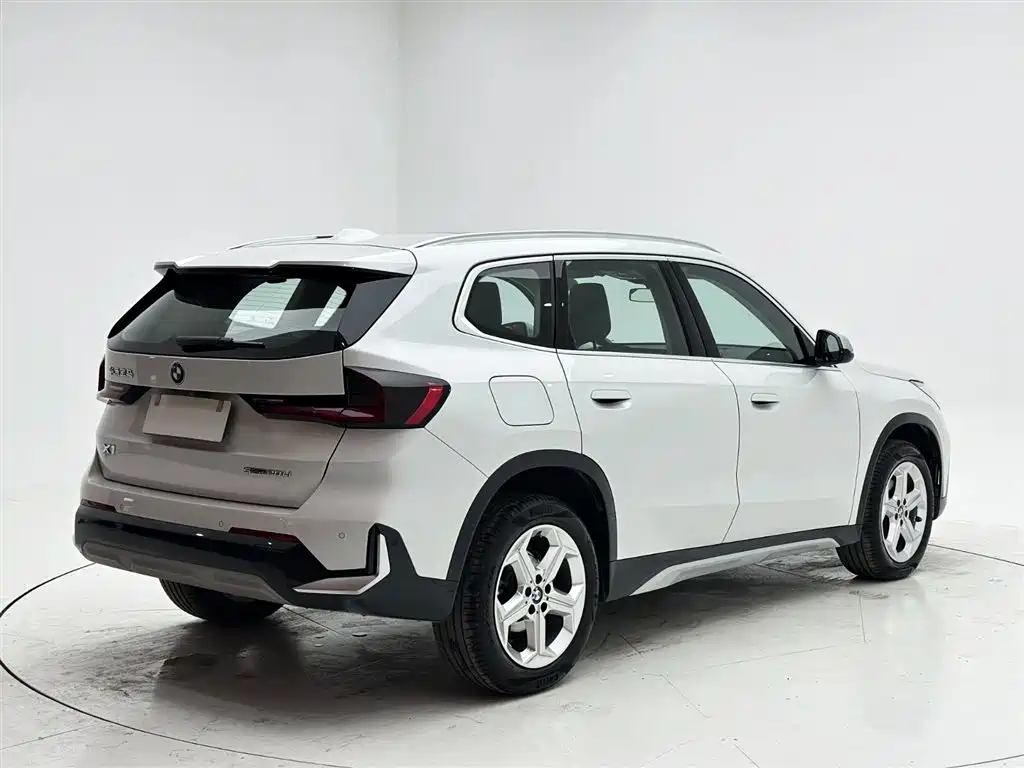 BMW X1 2023 sDrive20Li X Design Package фото 6