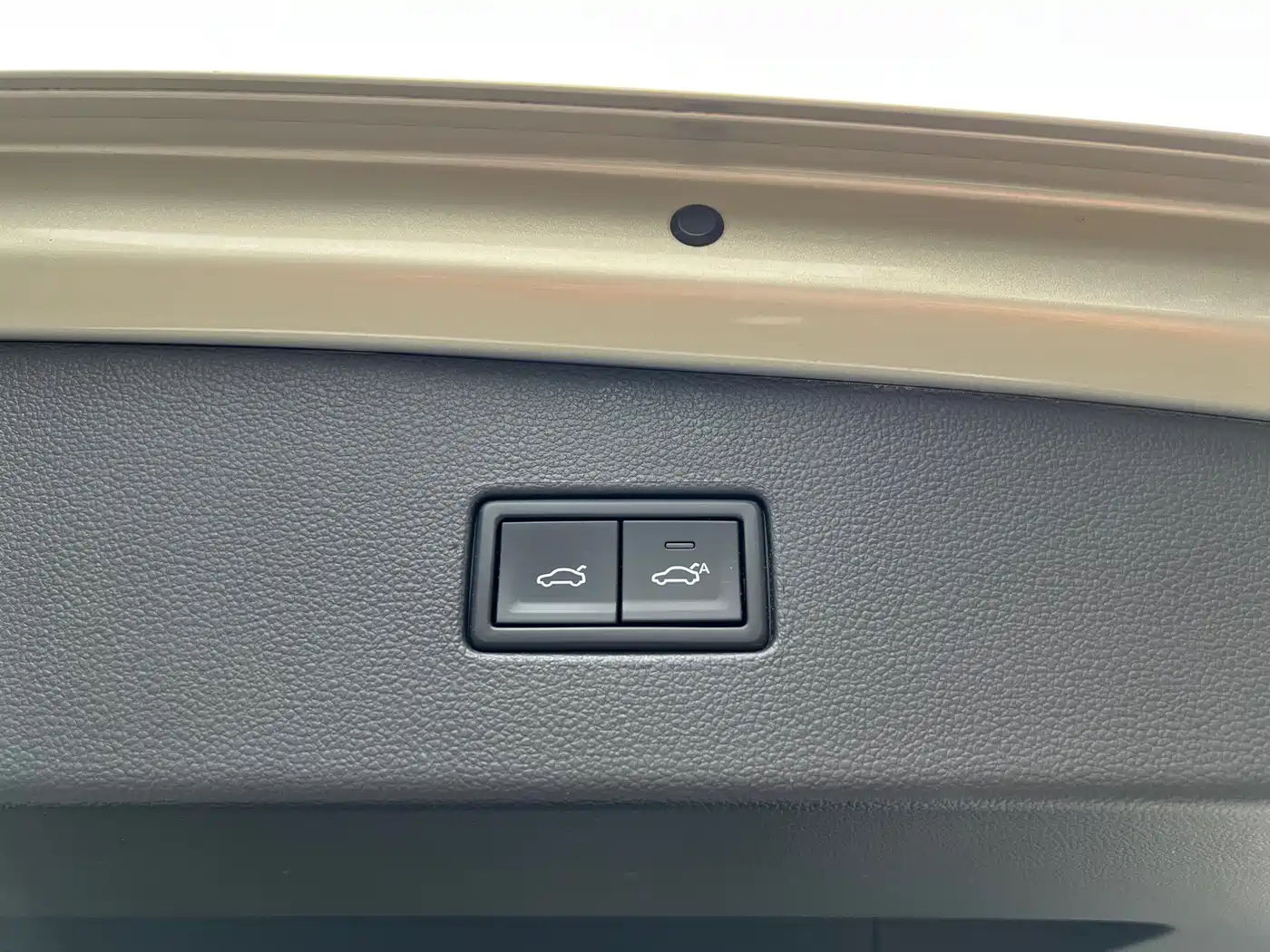 Volkswagen Tiguan L 2019 330TSI Automatic 2WD R-Line Flagship Edition China VI фото 19