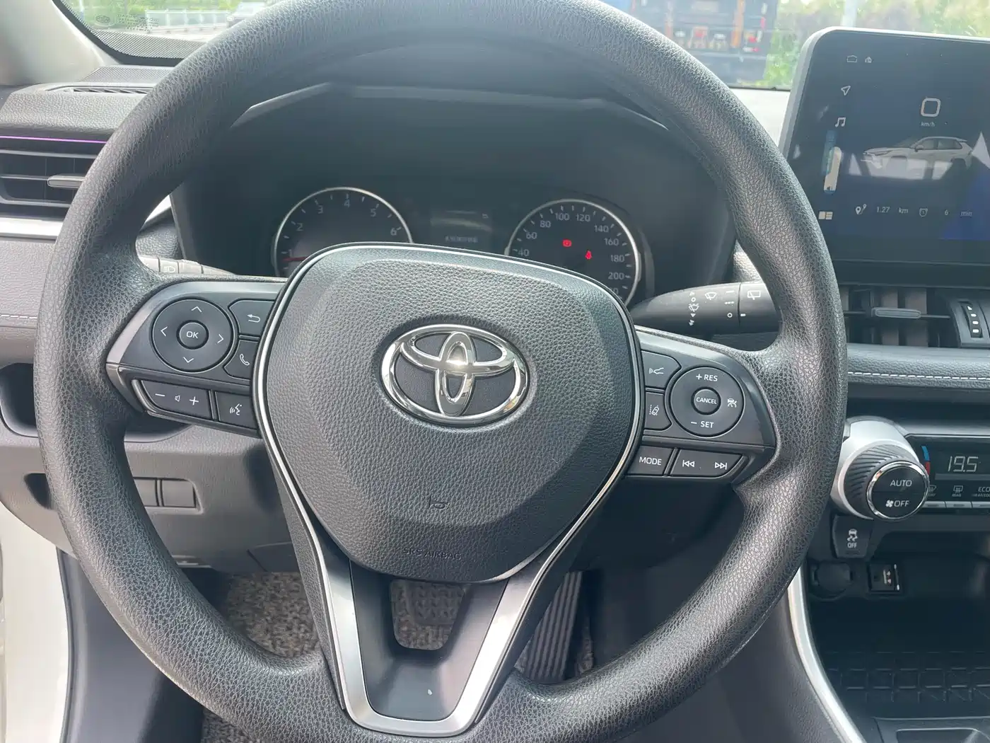 Toyota Wildlander 2021 2.0L CVT 4WD Luxury Edition фото 46