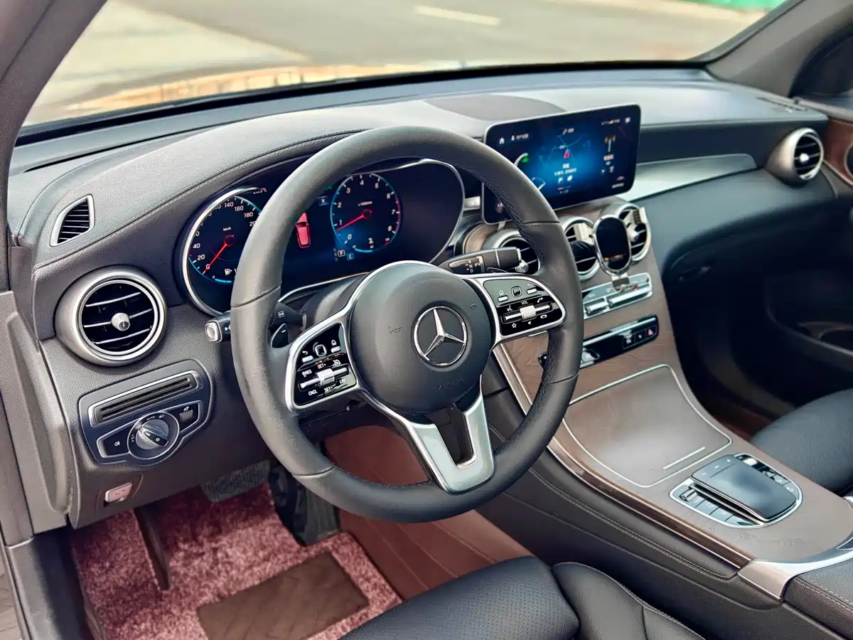 Mercedes-Benz GLC 2020 GLC 260 L 4MATIC Dynamic фото 7