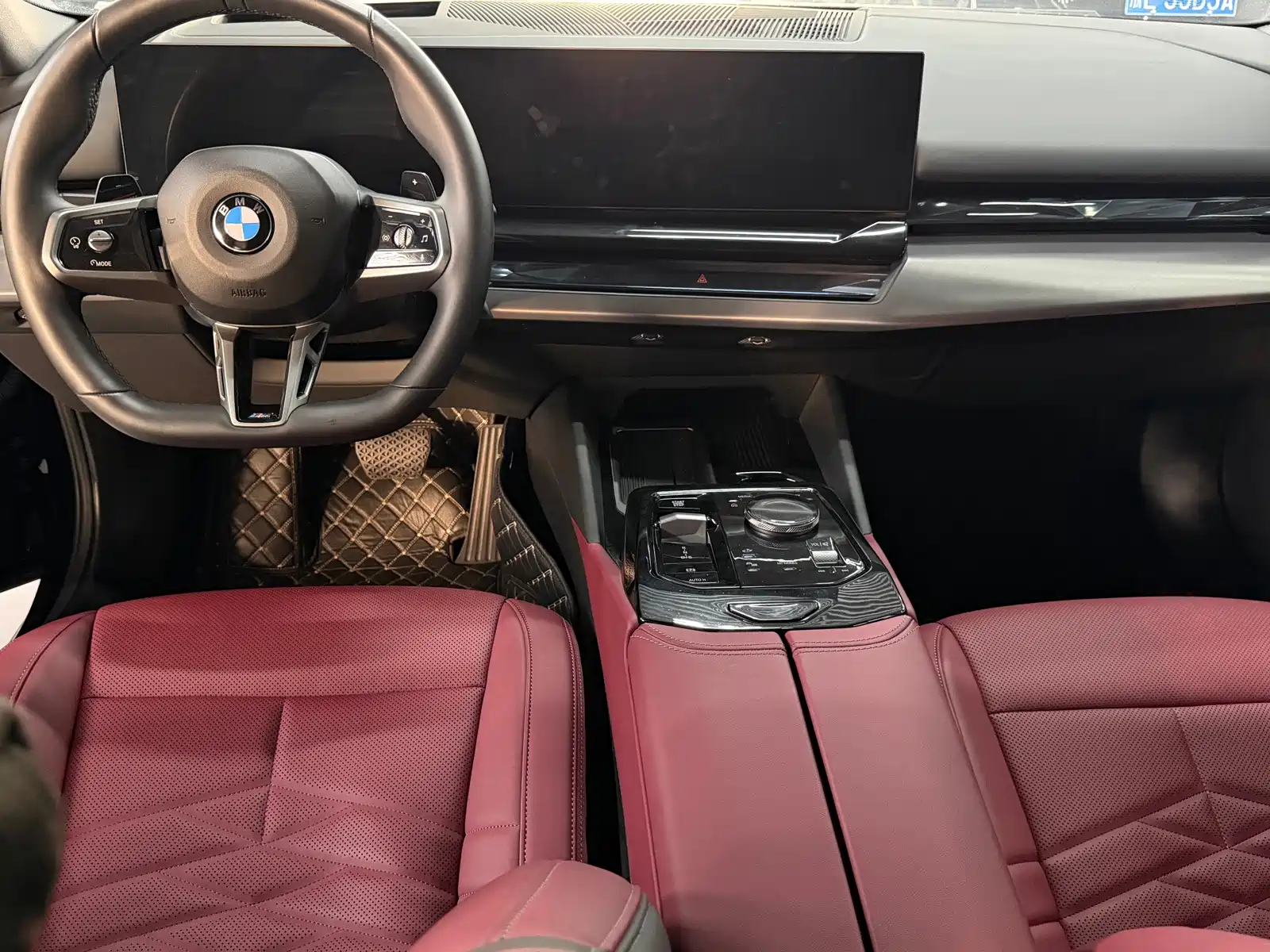 Photo 7 - BMW 5 Series