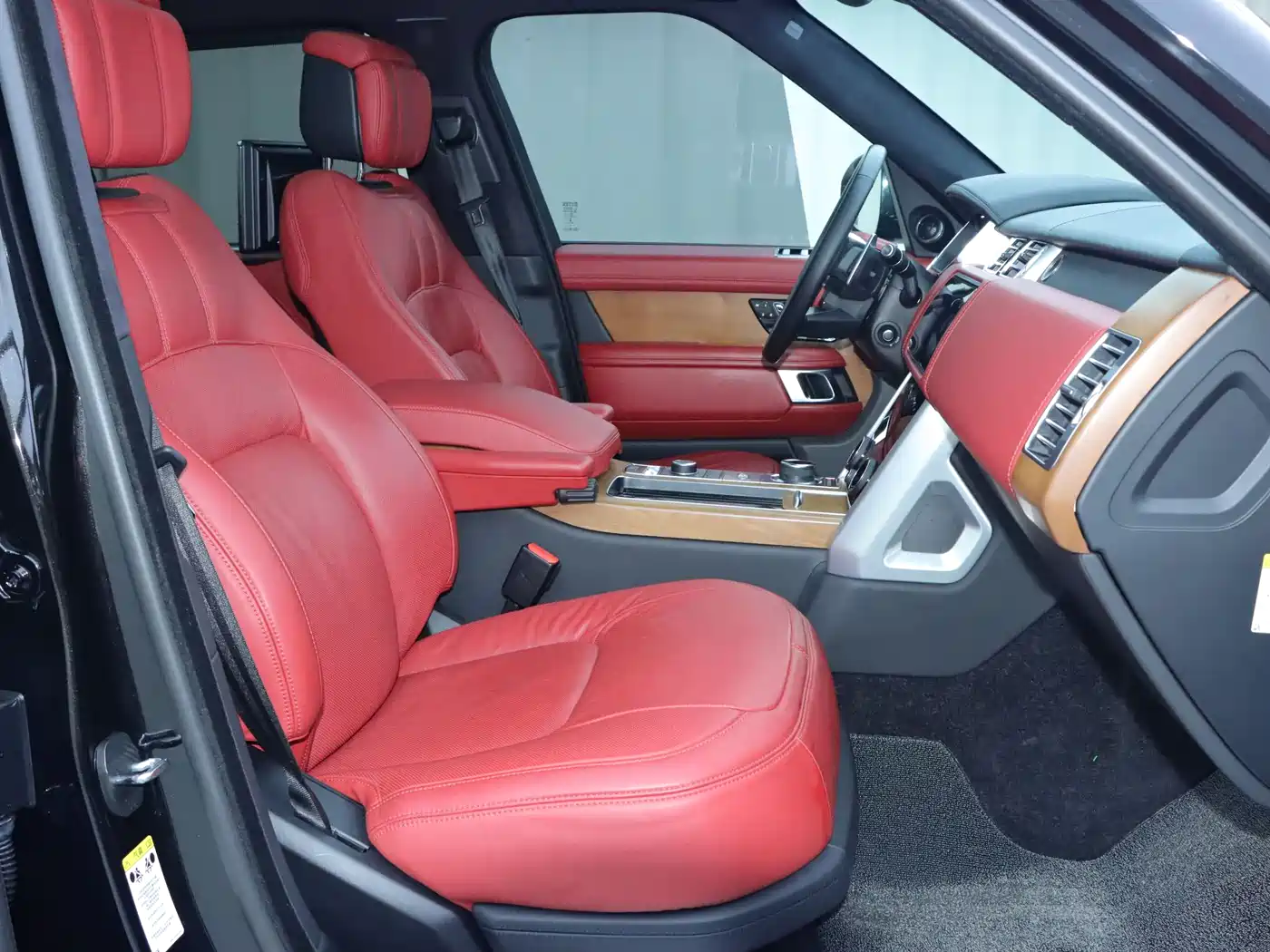 Land Rover Range Rover 2019 3.0 SC V6 Prestige Genesis Extended Edition фото 15