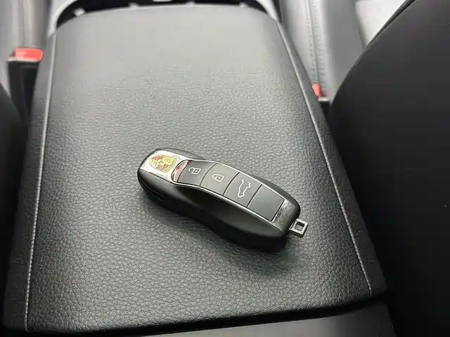 Porsche Macan 2022 Macan S 2.9T фото 19