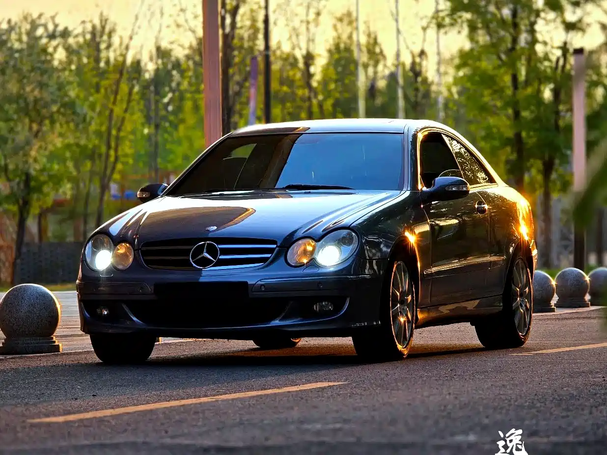 Mercedes-Benz CLK-Class 2006 CLK 280 Coupe фото 4