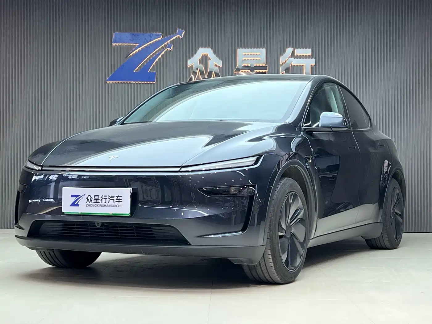 Tesla Model Y 2026 2025 Rear-Wheel Drive