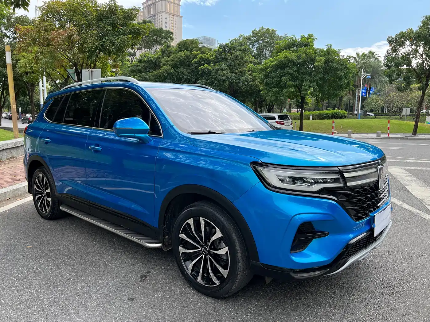 Roewe RX5 MAX 2022 2021 Supreme Series 400TGI Automatic Smart Cabin Premium Edition