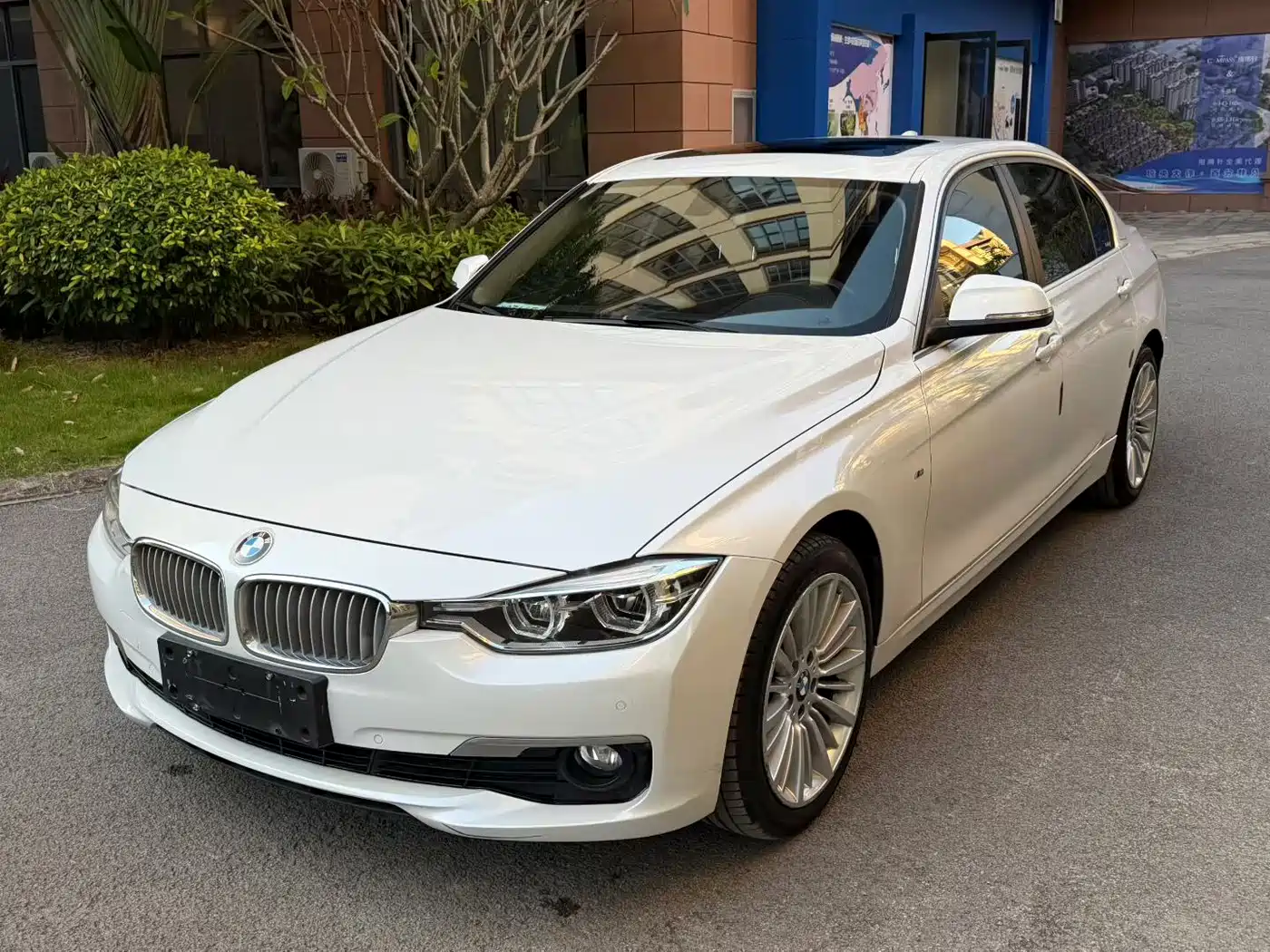 BMW 3 Series 2018 320Li Fashion Style фото 3