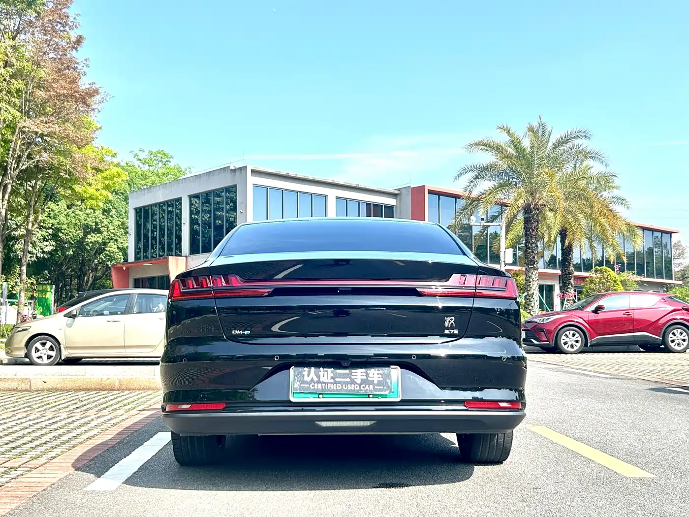BYD HAN