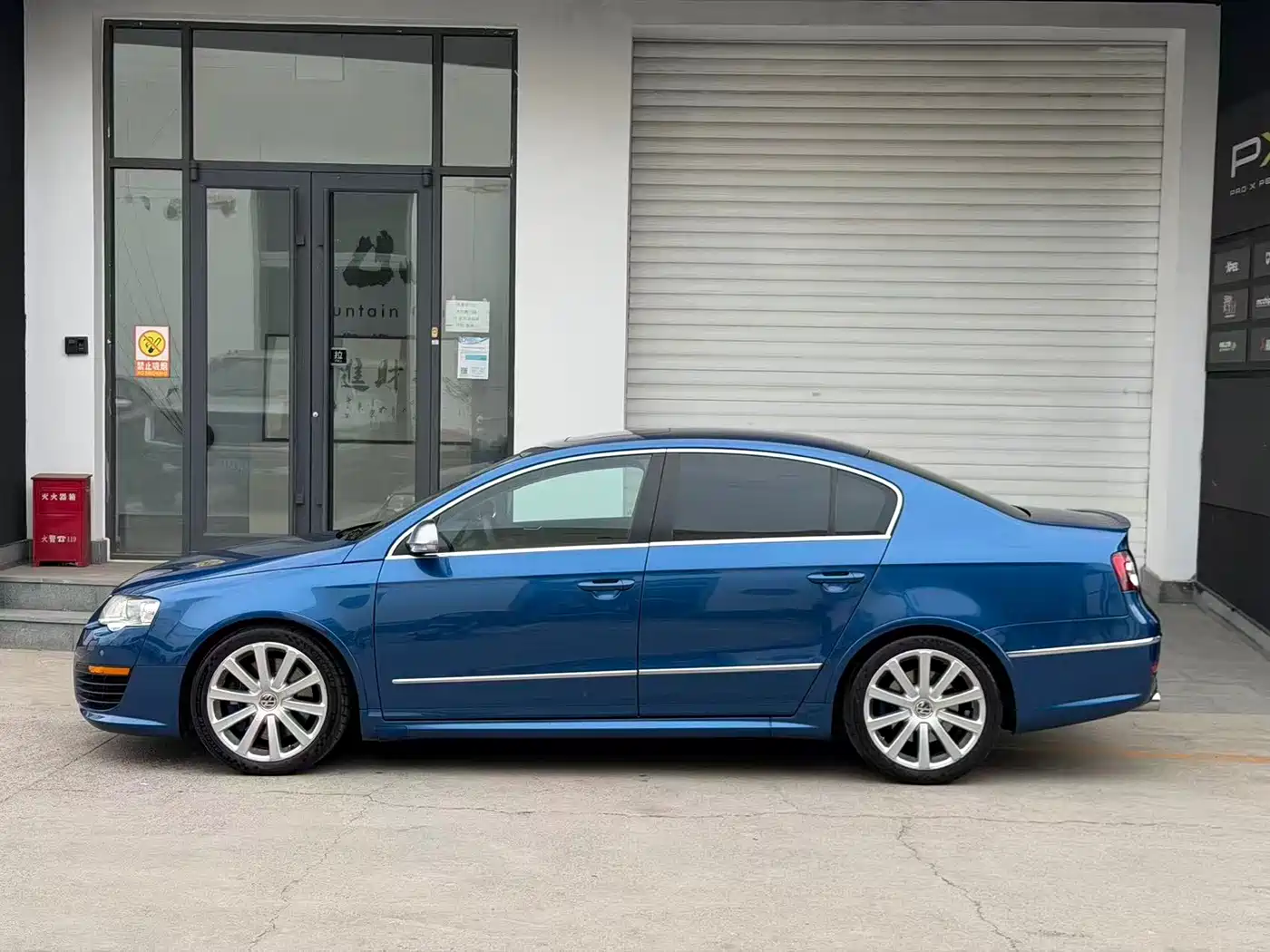 Volkswagen Passat 2008 R36 3.6 I FSI фото 5
