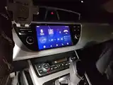 Фото 6 - Geely Atlas