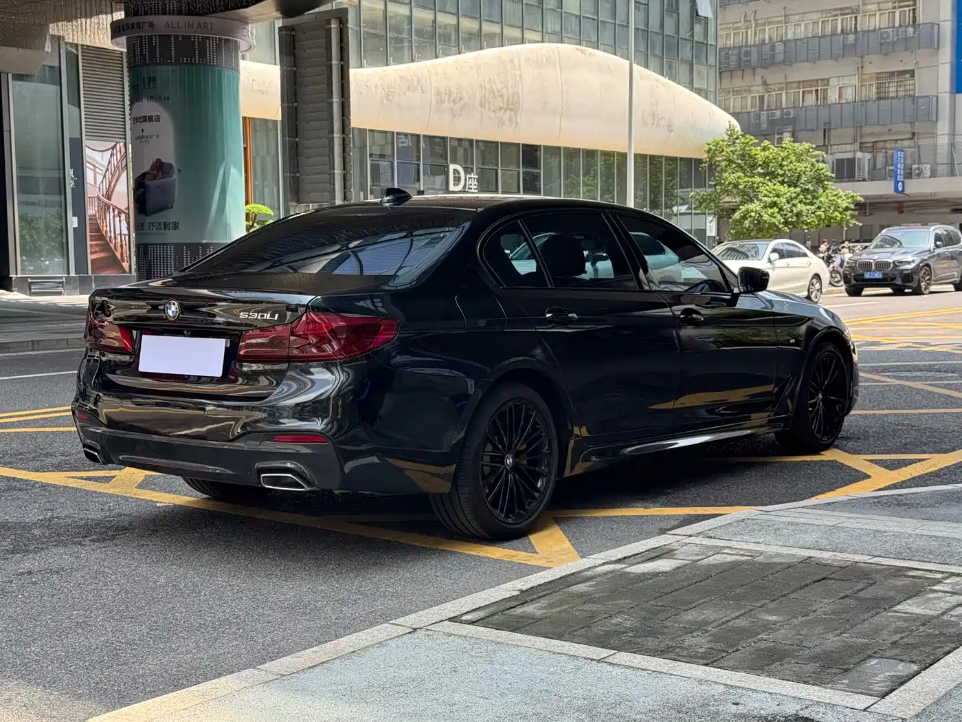 BMW 5 Series 2019 Facelift 530Li Leading M Sport Package фото 6