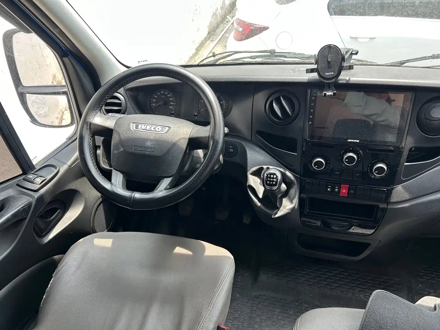 IVECO OU SHENG
