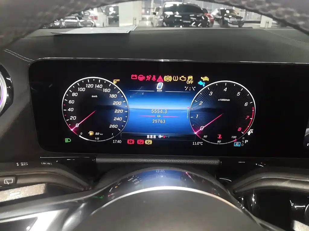 Фото 7 - Mercedes-Benz GLA