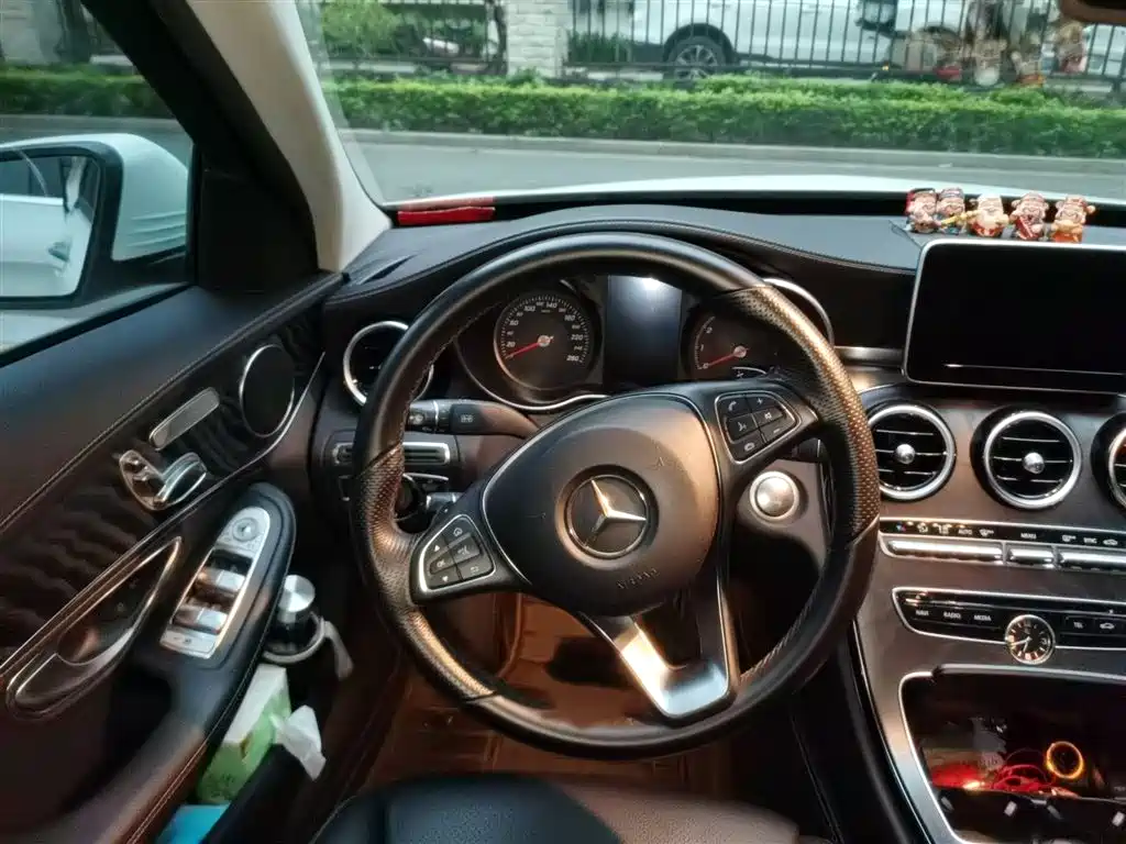 Mercedes-Benz C-Class 2015 C 200 L Sport фото 3