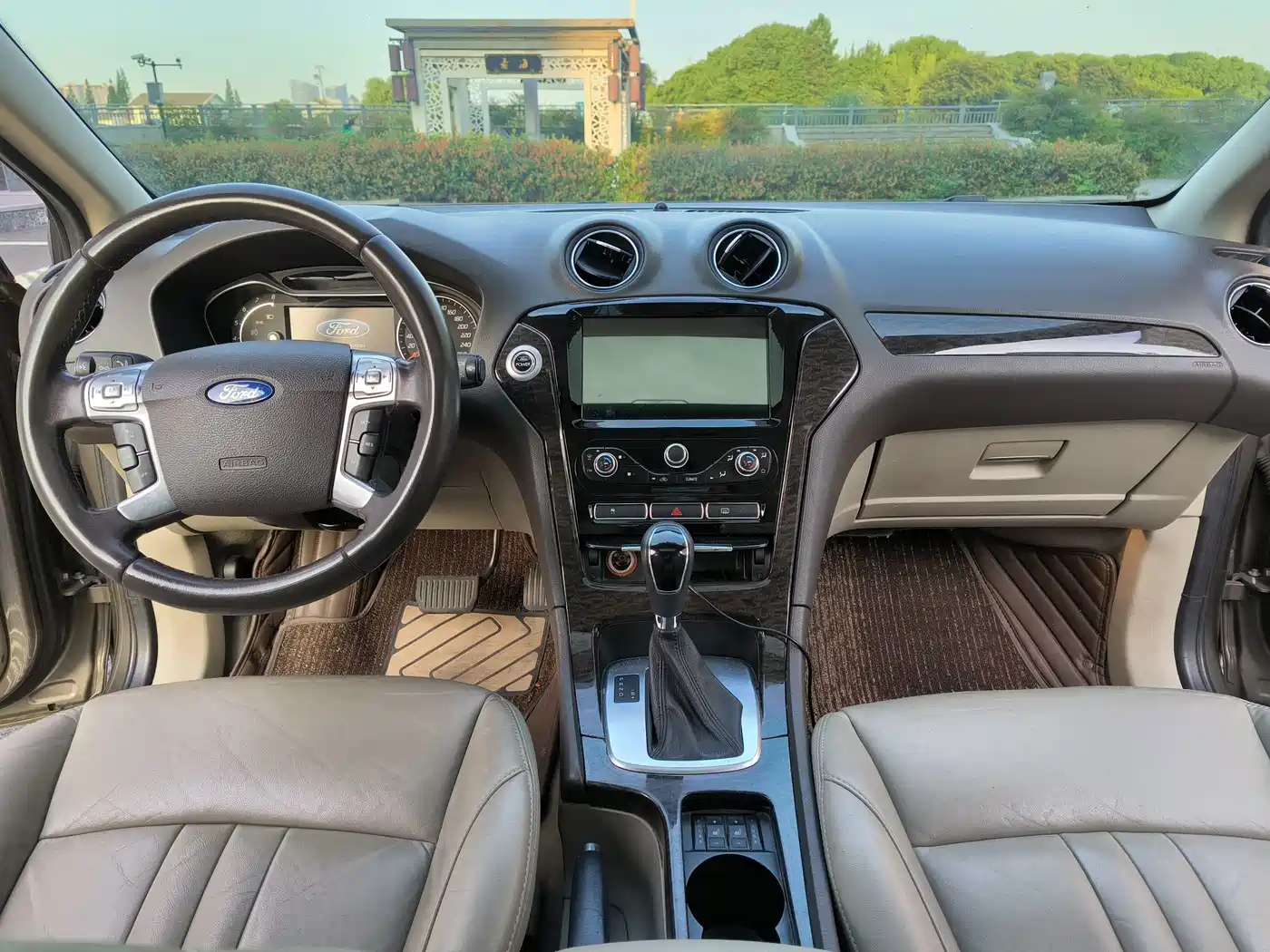 Ford Mondeo Zhisheng 2012 2011 2.0L GTDi200 Fashion