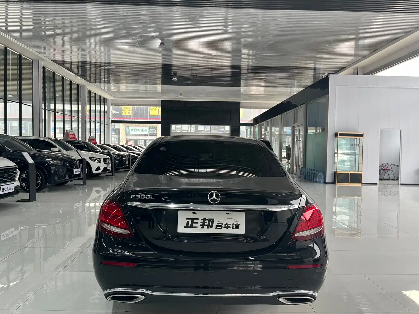 Mercedes-Benz E-Class 2020 E 300 L Fashion фото 4