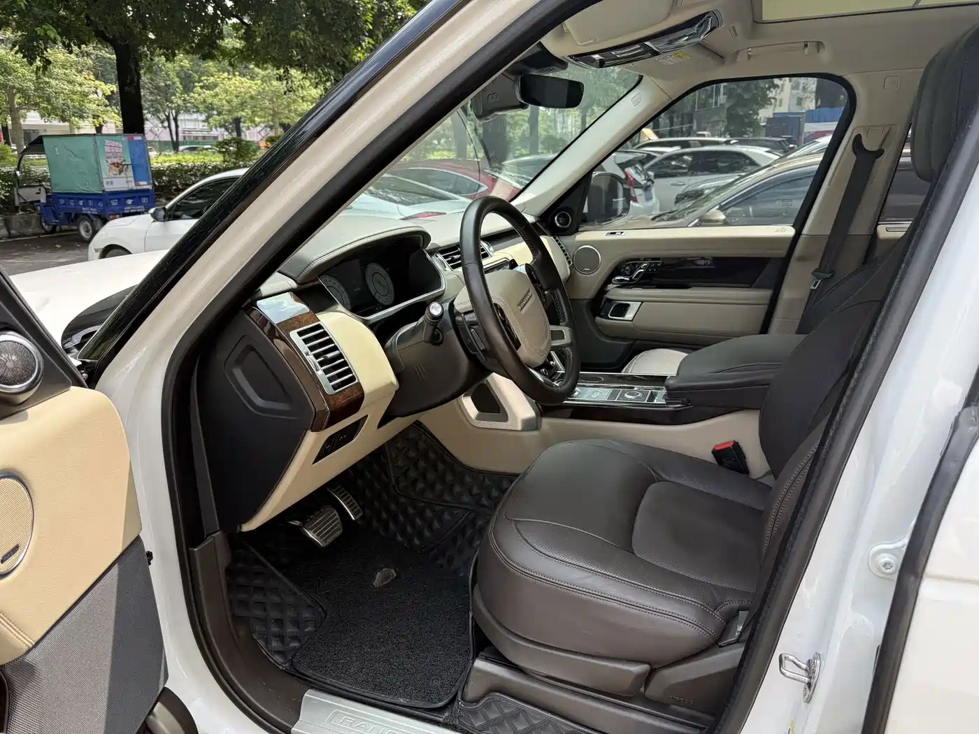 Фото 4 - Land Rover Range Rover