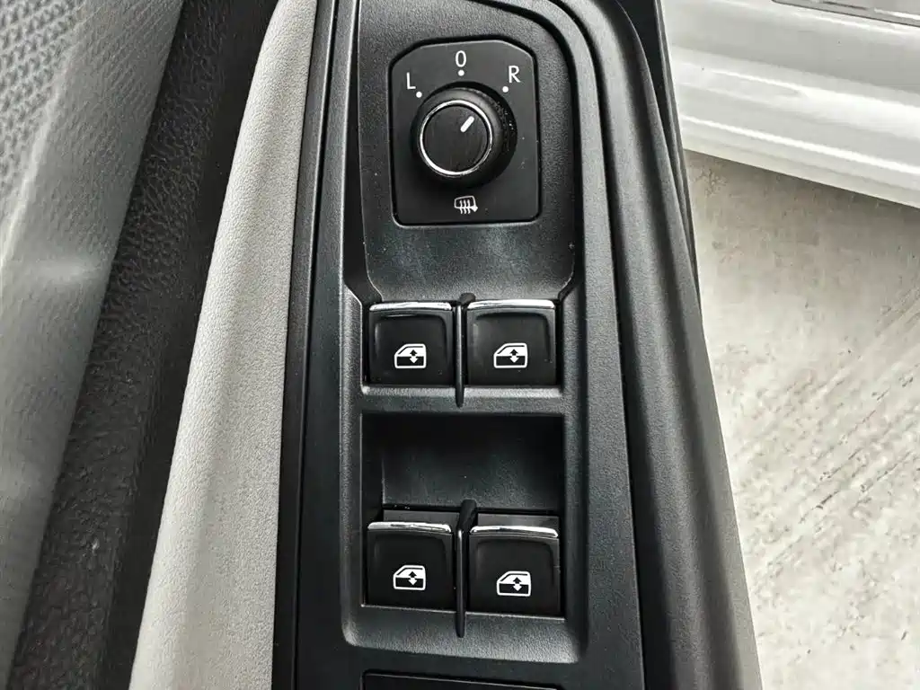 Volkswagen Bora 2023 280TSI DSG Prestige Edition фото 16