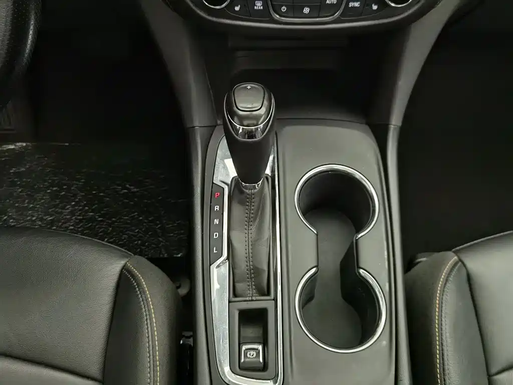 Chevrolet Equinox 2019 535T Auto Control Edition China V фото 13