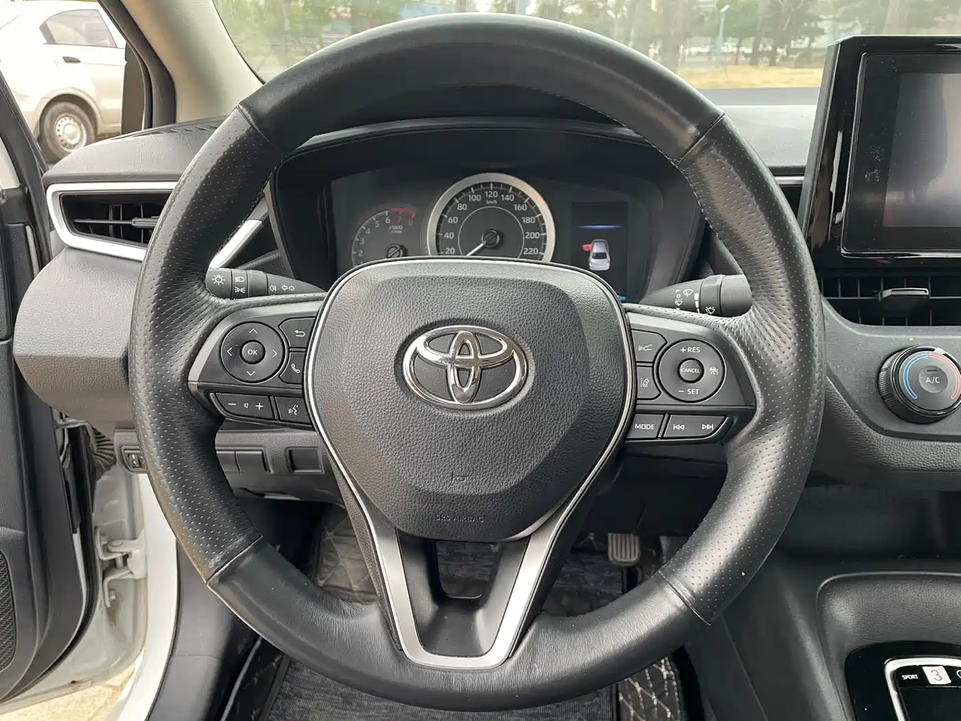 Toyota Corolla 2022 1.2T S-CVT Pioneer PLUS Edition фото 13