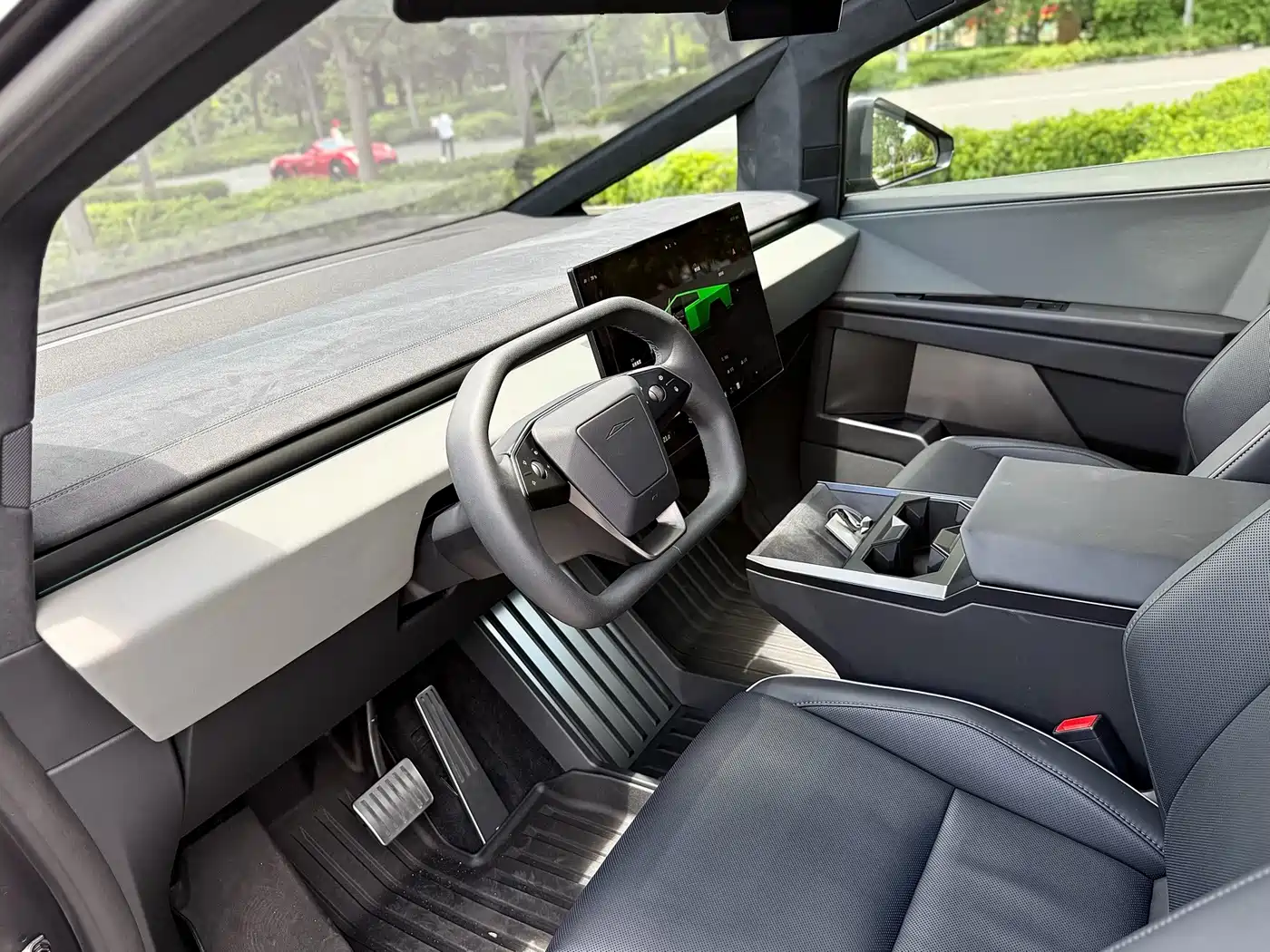 Tesla Cyber Off-Road Traveler 2026 2024 Cyberbeast Edition